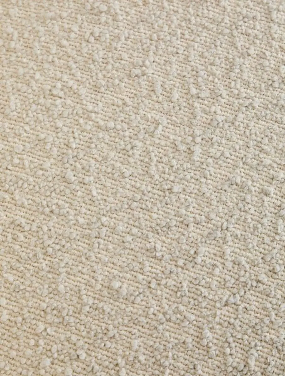 Upholstered boucle accent chair - Image 4