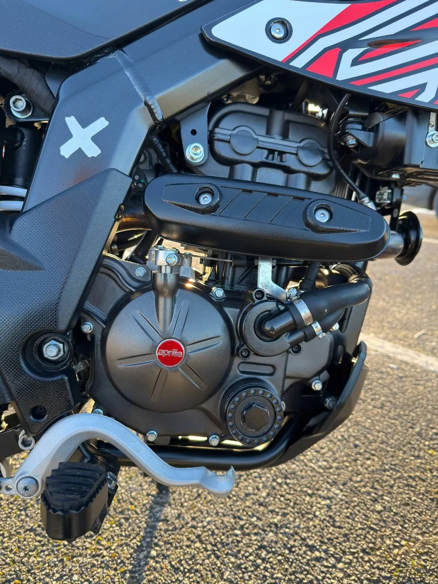 APRILLIA SX 125 FOR SALE NEW CONDITION A1 L BIKE - Image 2