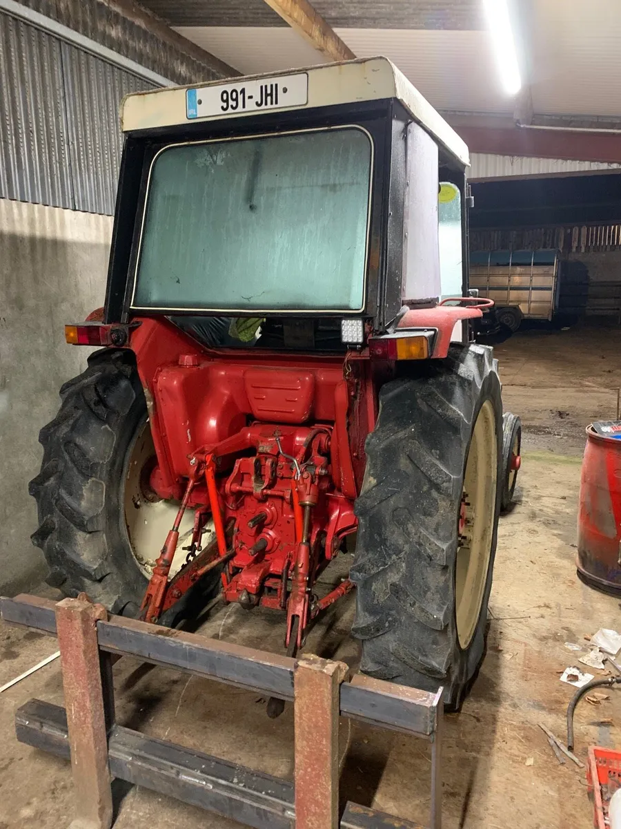 International 785 - Image 4