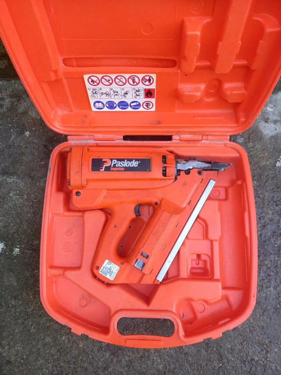 Paslode Framing Nailer - Image 1