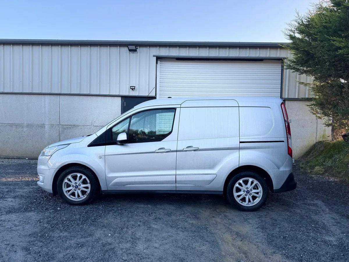 Ford Transit Connect Limited - Image 4