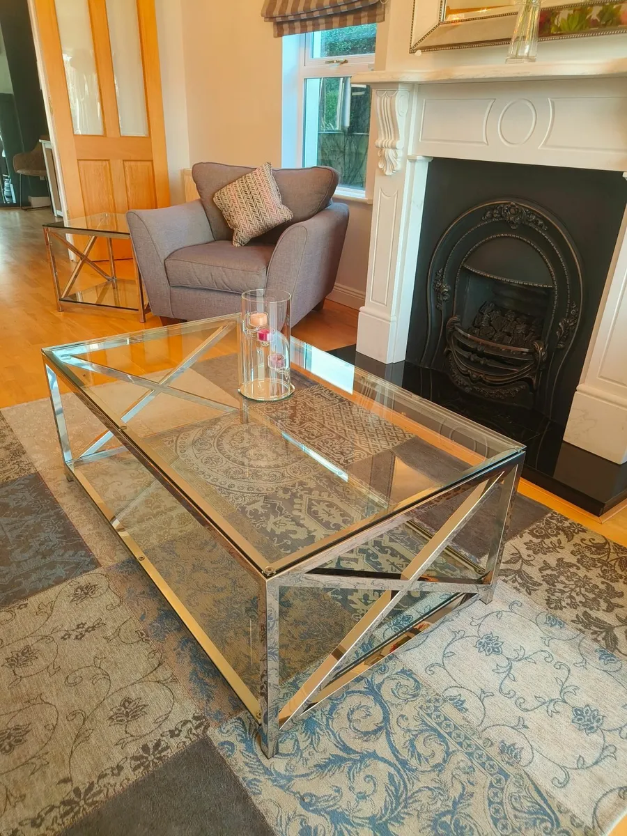 "Neptune" glass coffee table + 2 side tables - Image 1