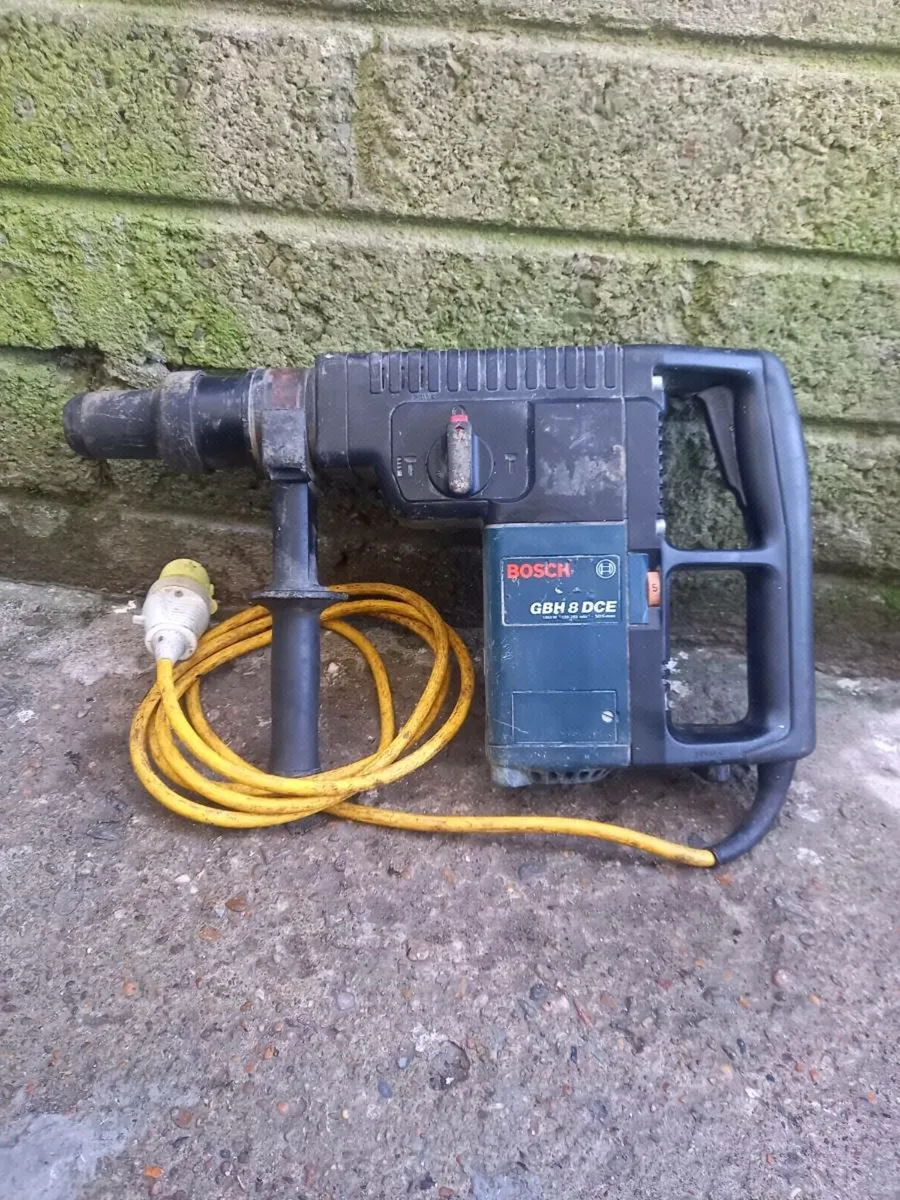 Bosch SDS Max Hammer Drill - Image 1