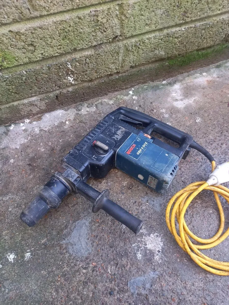 Bosch SDS Max Hammer Drill - Image 3