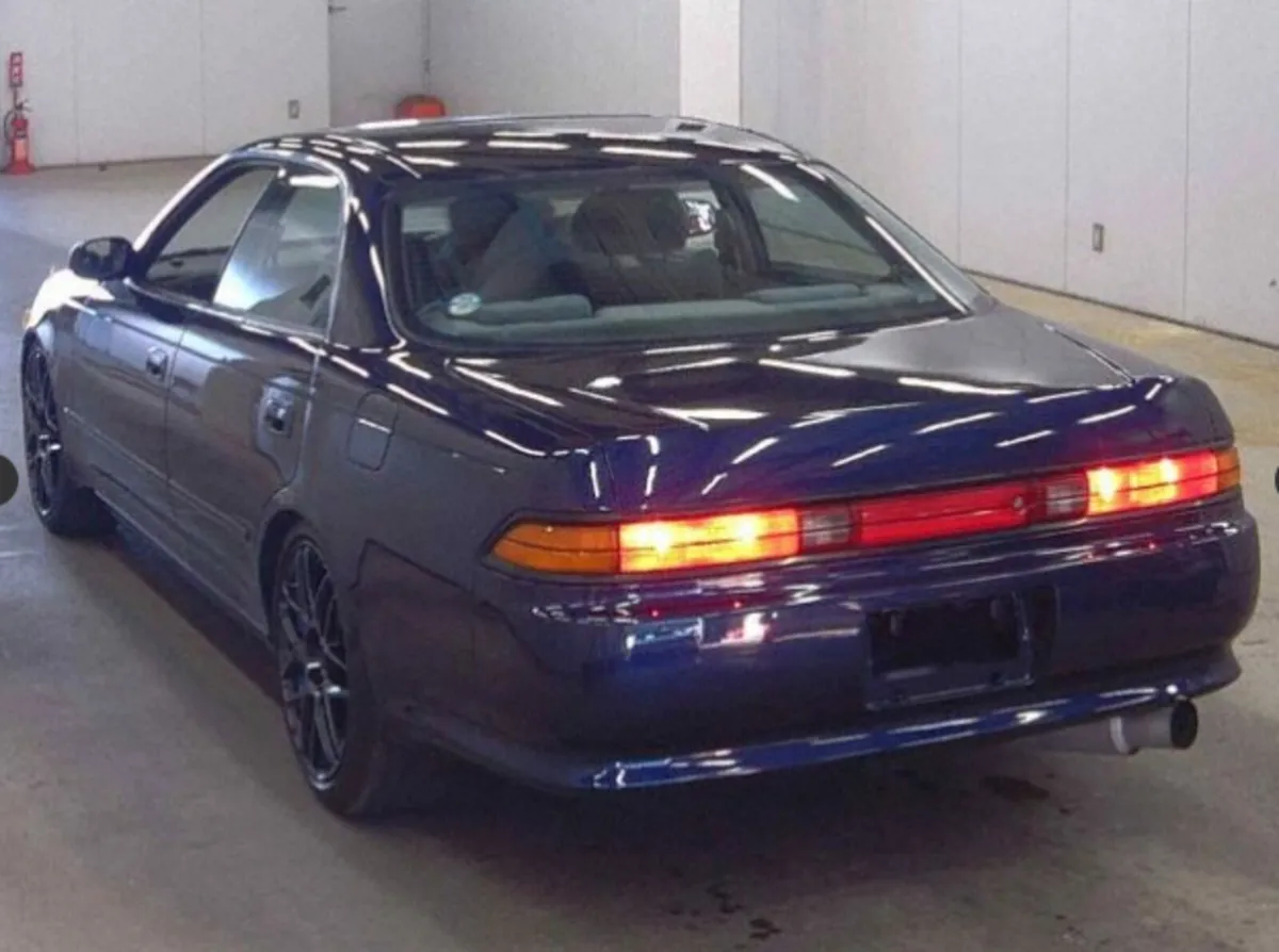Toyota Mark II Tourer V JZX90 | Manual | Japan Imp - Image 4