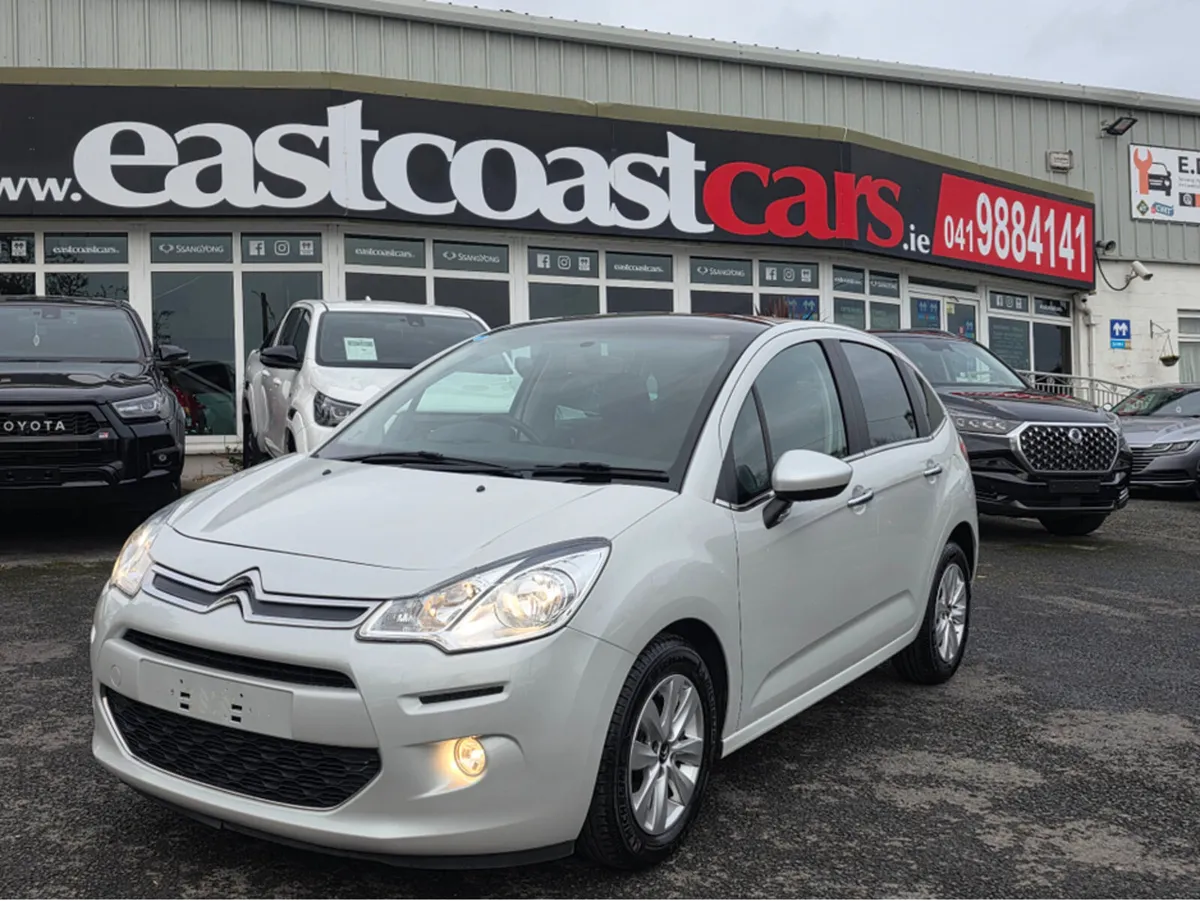 Citroen C3 1.2 AUTO FULL MOON ROOF / LOW ROAD TAX - Image 1