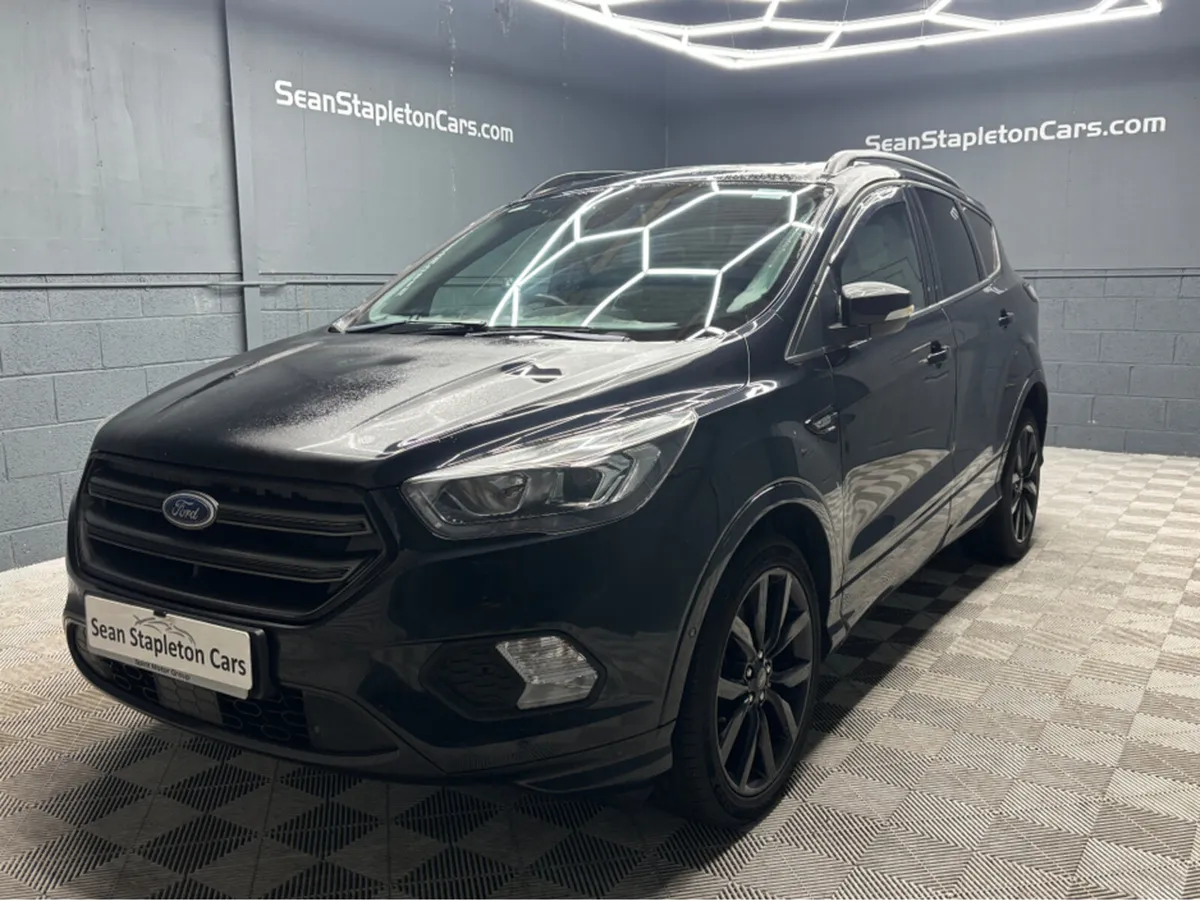 Ford Kuga 1.5 TDCI 120PS FW FWD 4DR ST-LINE - Image 1