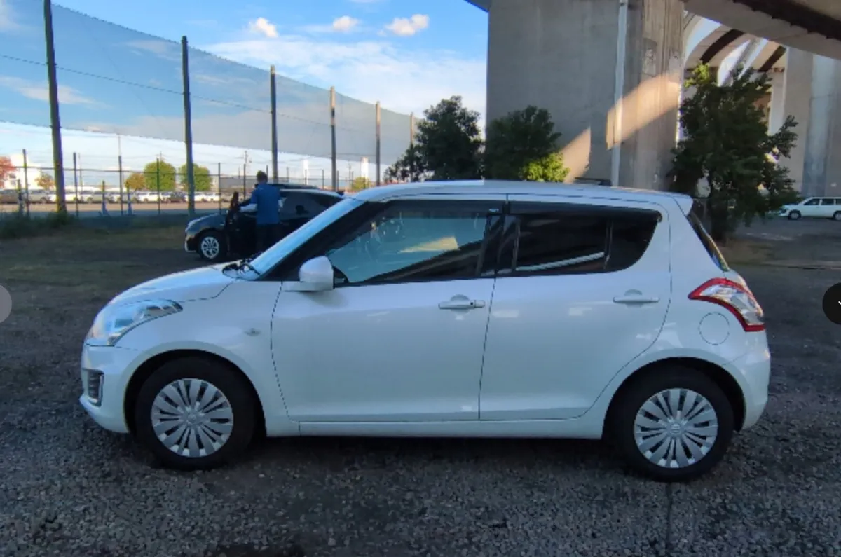 2016 Suzuki Swift 1.2 Petrol Automatic - Image 4