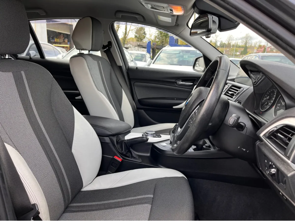 Volkswagen Golf . - Image 4