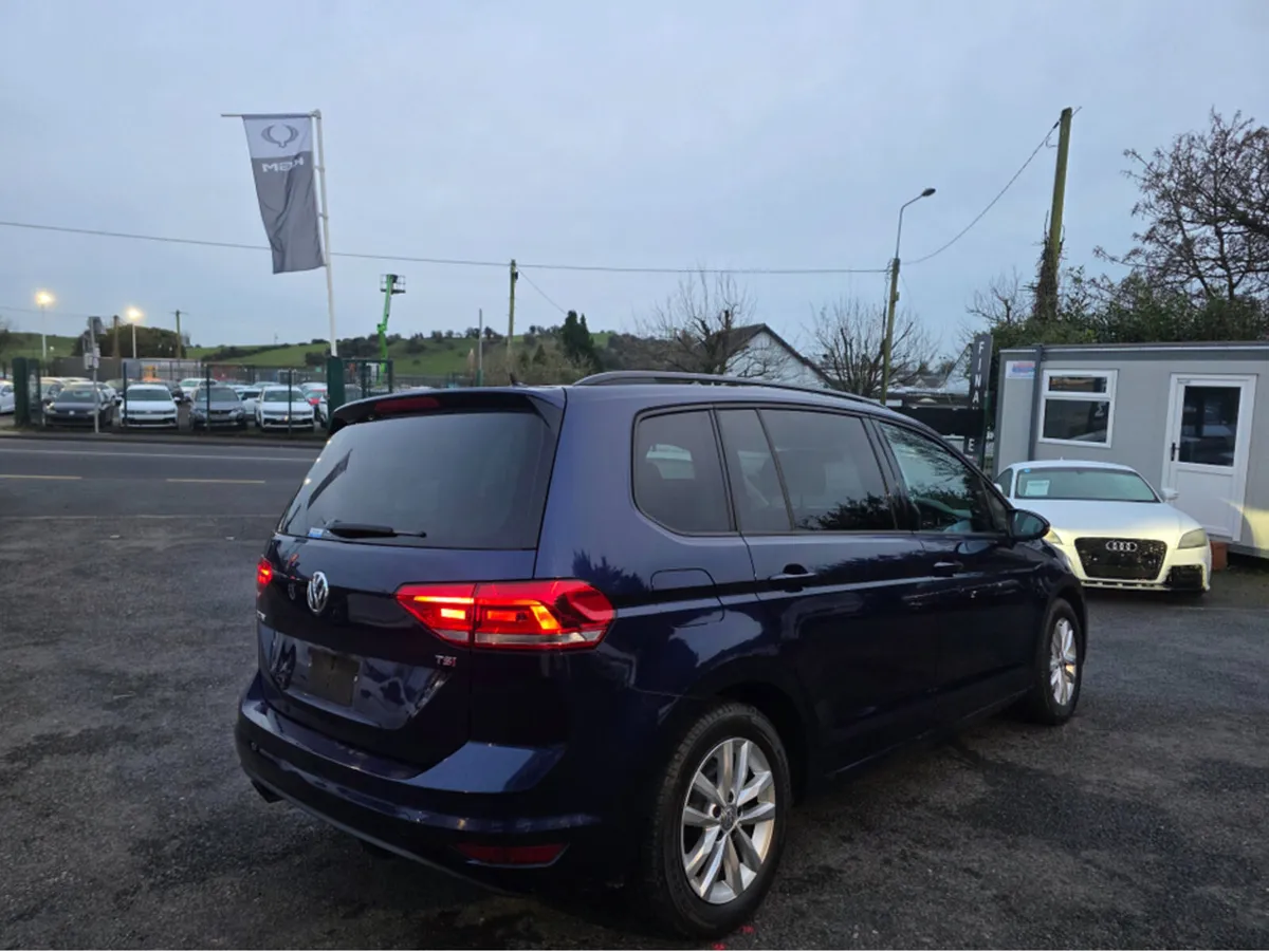 Volkswagen Touran 1.4 TSI AUTOMATIC 7 SEATER FACEL - Image 2