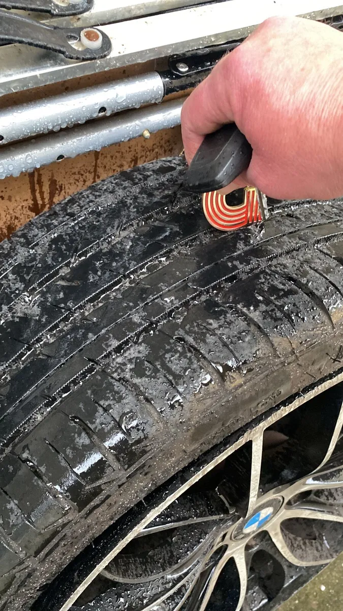 BMW 3-Series 2017 - Image 3