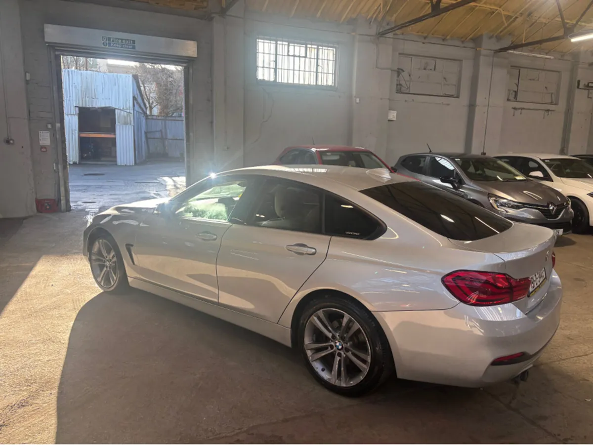 BMW 4-Series 420D SPORT ZLOU 4DR AUTO - Image 3