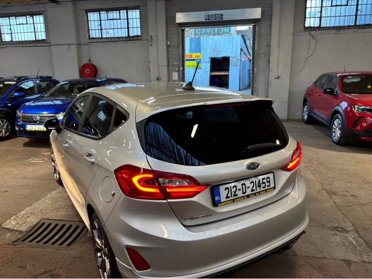 Ford Fiesta 1.0 ST-LINE EDITN 100PS TITANIUM ECOBS - Image 2