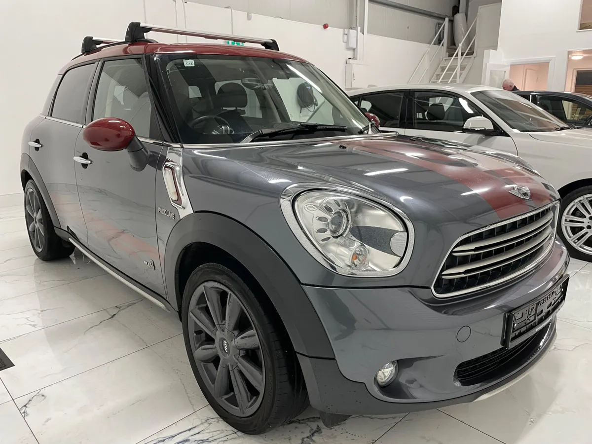 MINI COOPER  DIESEL AUTO 4X4 - Image 1