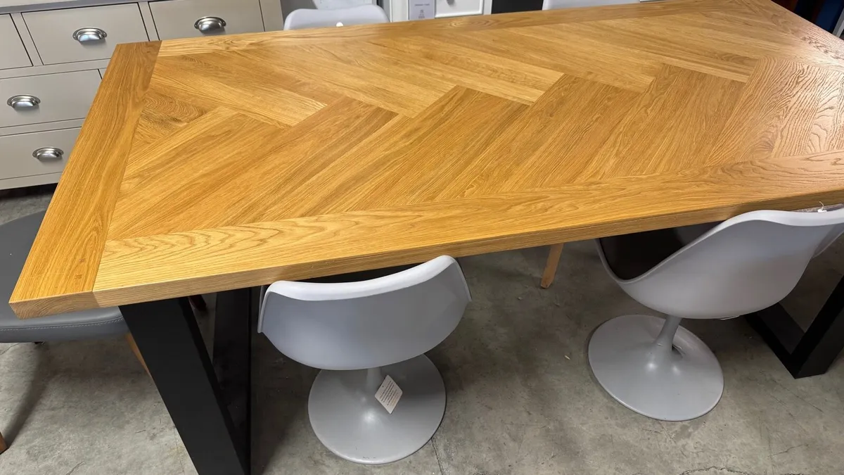 2m Oak Dining Table Ex Display Like New - Image 1