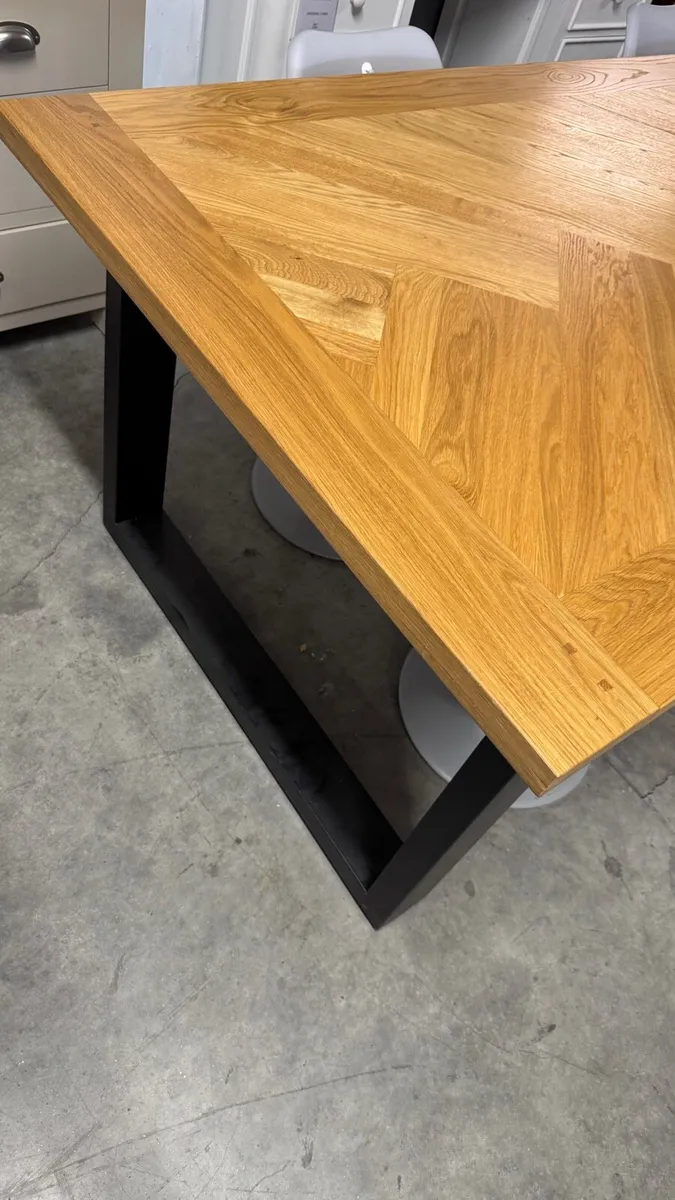 2m Oak Dining Table Ex Display Like New - Image 3