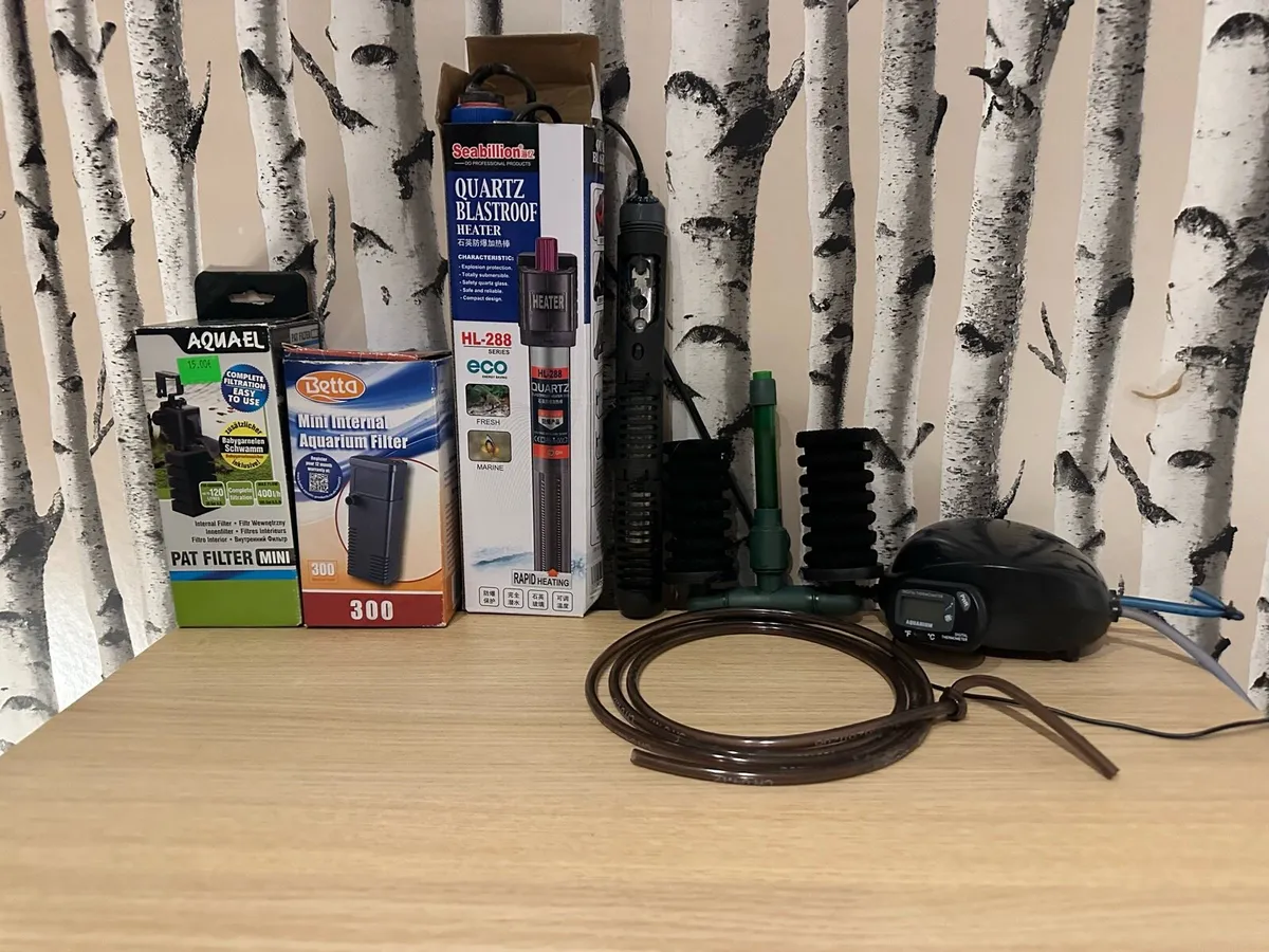Full Fish Tank Setup - Image 3