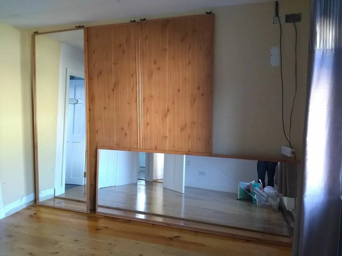 sliding mirror wardrobe doors - Image 1