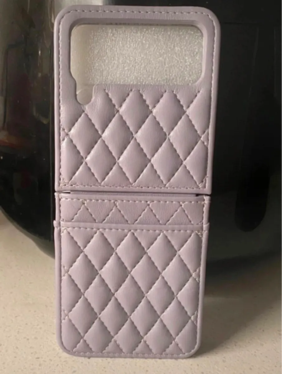 2 Brand New Cases Samsung ZFlip 4.. - Image 1