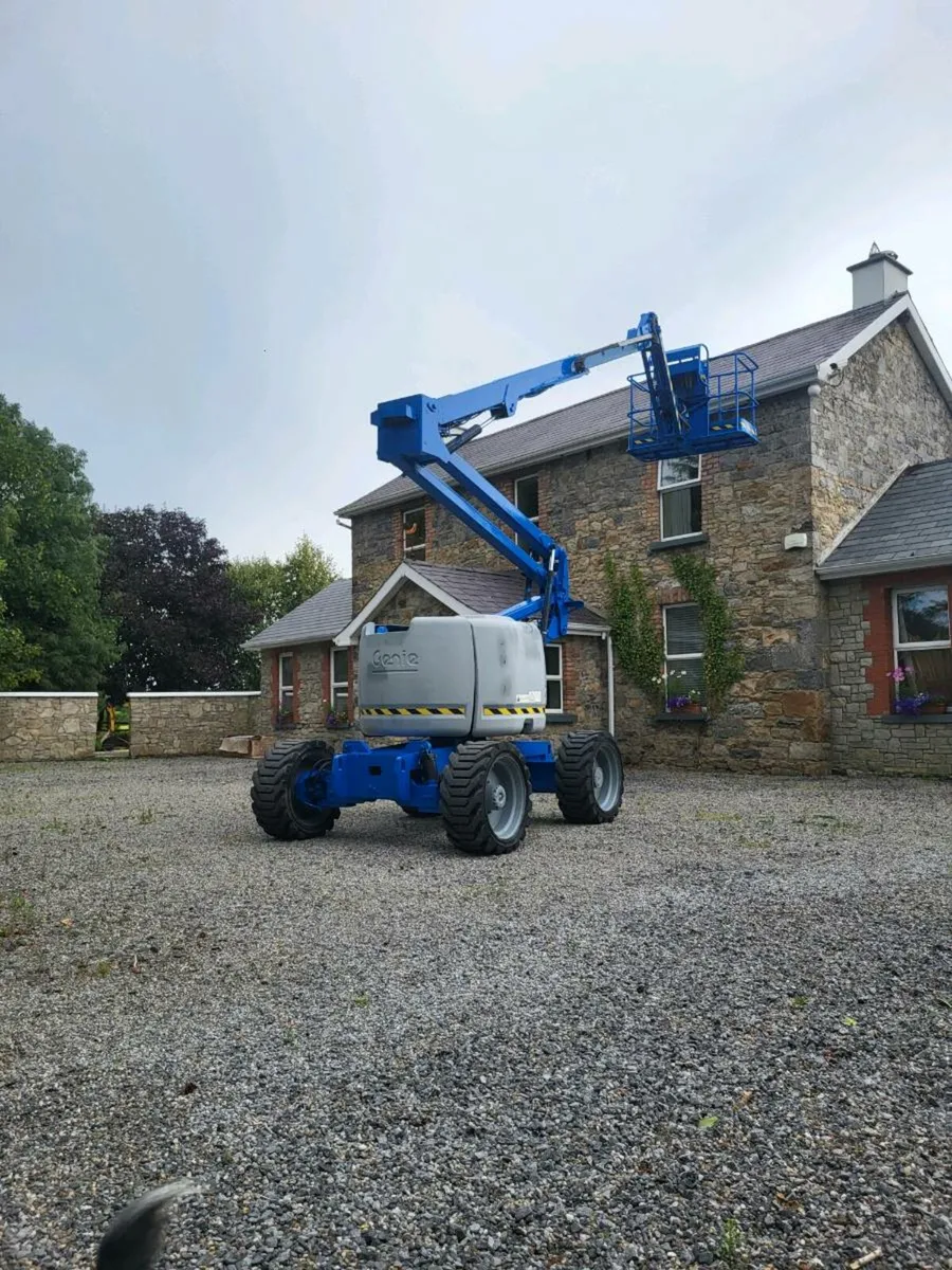 Cherry picker hire - Image 3