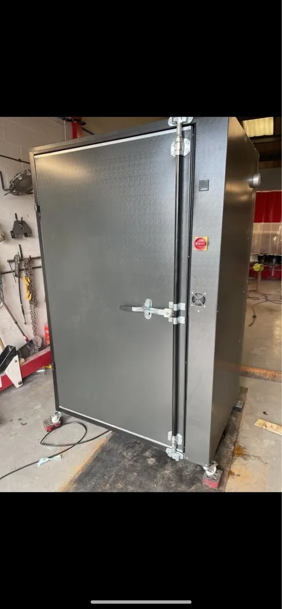 Powder coating oven - Image 1