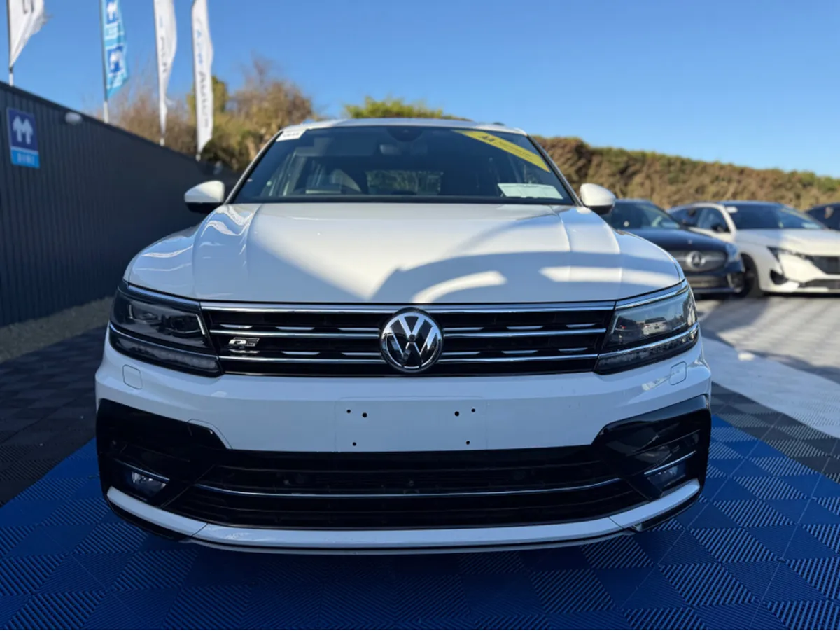 Volkswagen Tiguan R-LINE 4WD - 2.0L DIESEL - AUTO - Image 4