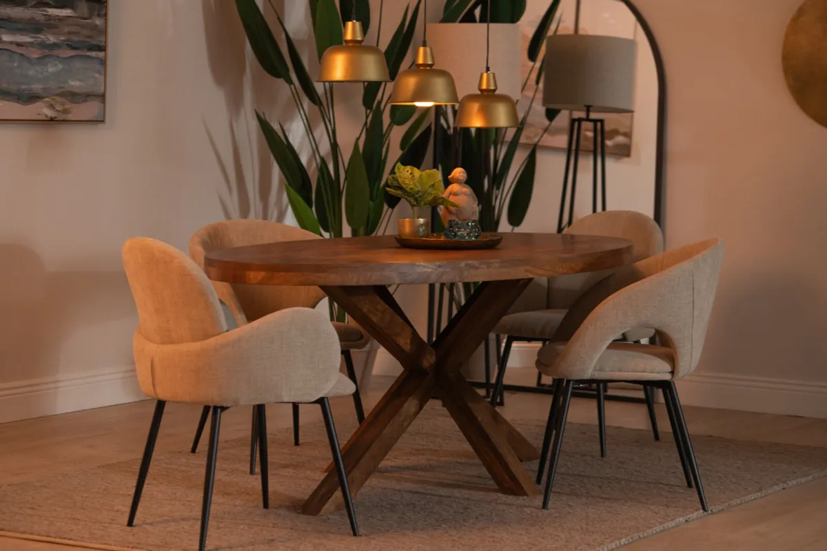 2.0m Oval Large Dining Table Ex Display Like New - Image 4