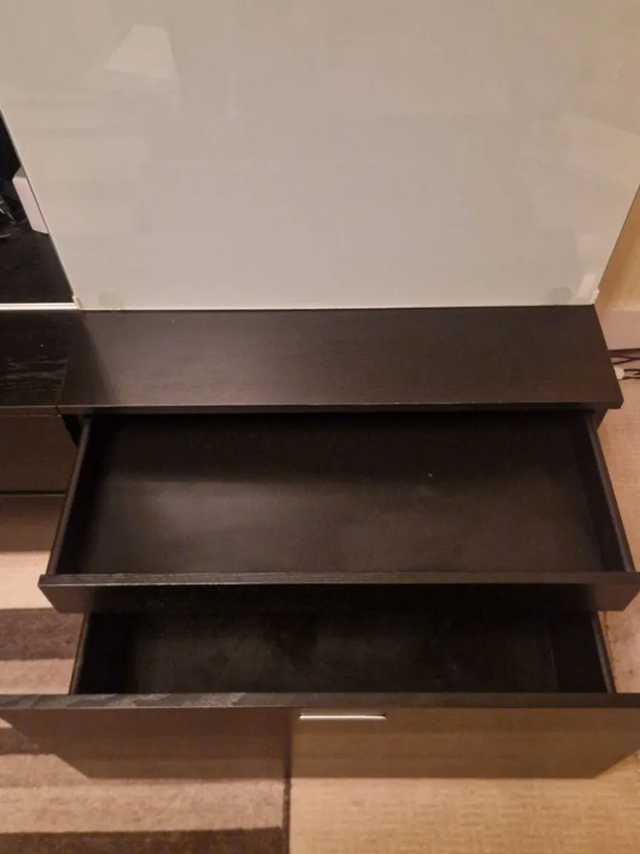TV Unit - Image 4