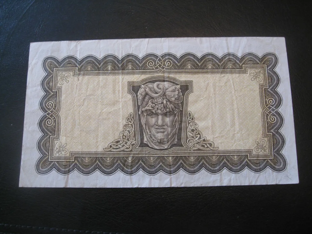 5 Pound Lavery Notes - 40 Euros Each - Image 2