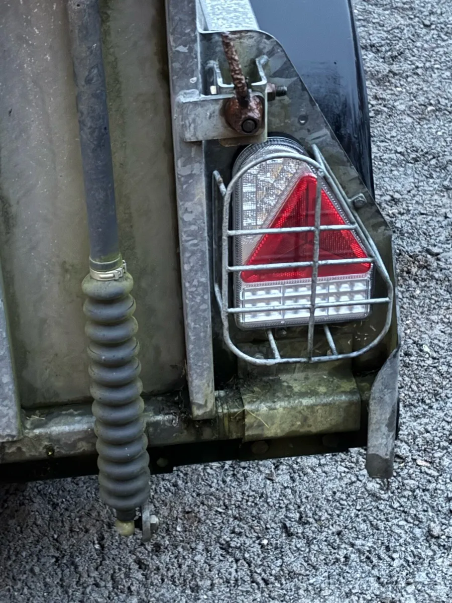 Ivor Williams 8ft2 x 4ft2 - Image 3