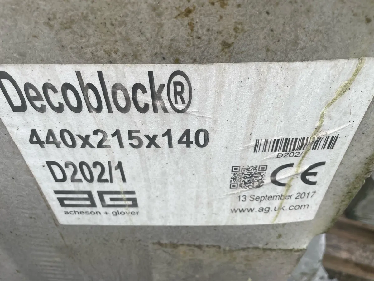 Deco block £50 a pallet - 20 pallets available - Image 2