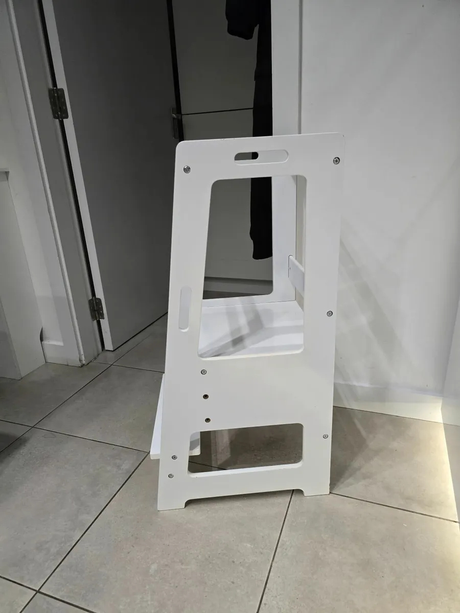 BeZou Learning Tower - Image 4