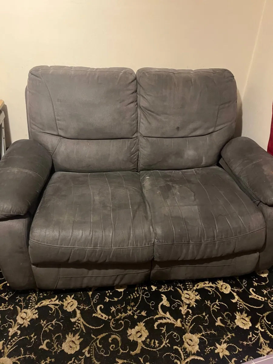 FREE Sofa/couch - Image 2