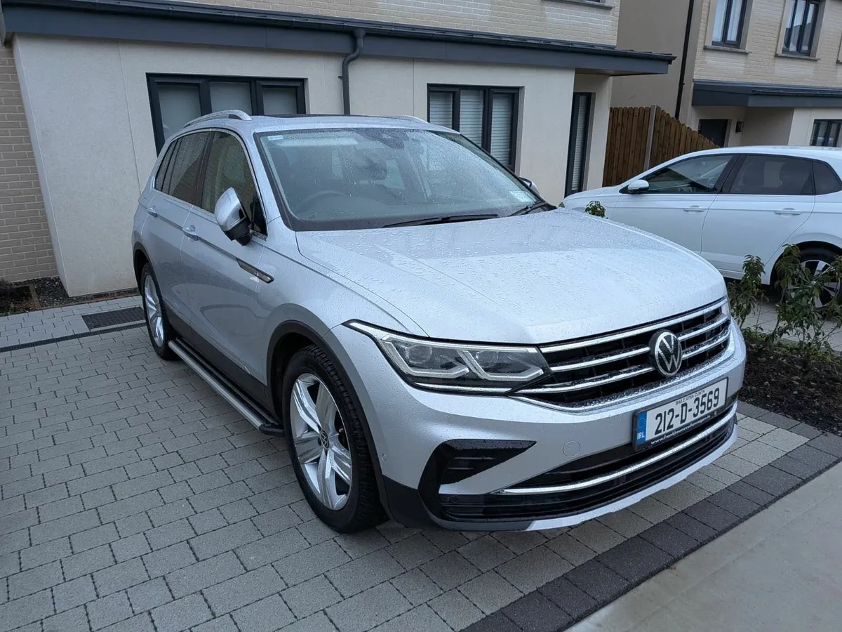 Volkswagen Tiguan Elegance 1.5 TSI 2021 - Image 1