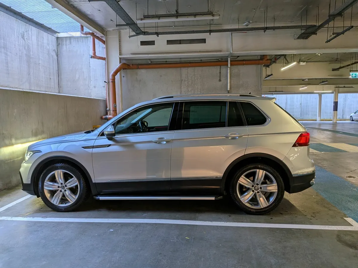 Volkswagen Tiguan Elegance 1.5 TSI 2021 - Image 4