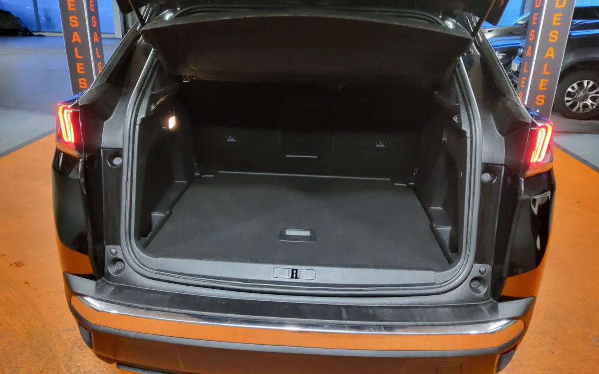 Peugeot 3008 2022 - Image 3
