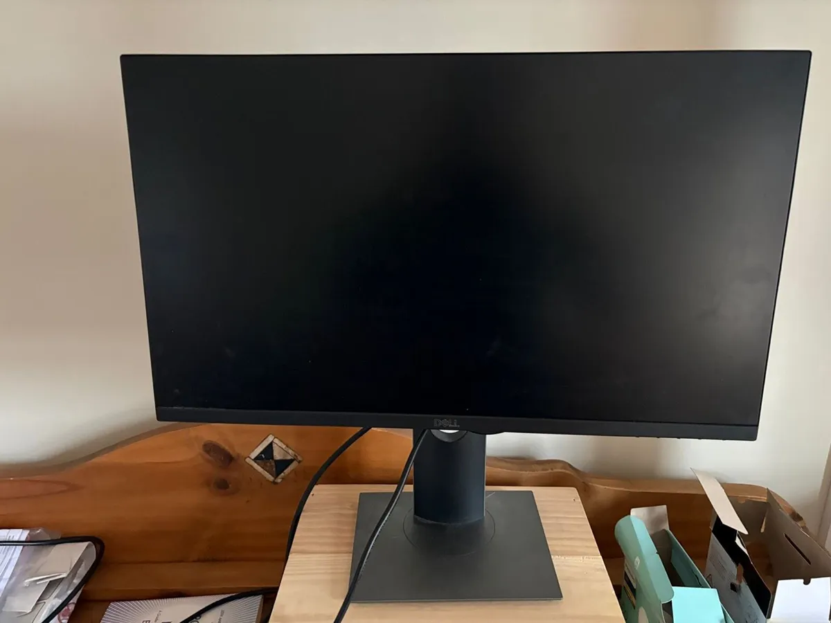 Dell Monitor | HDMI compatible - Image 2