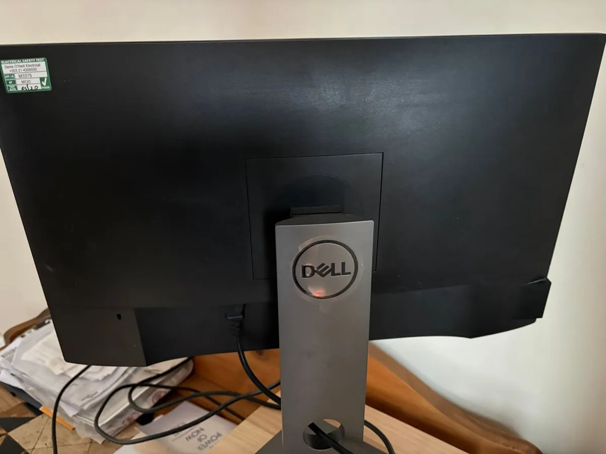 Dell Monitor | HDMI compatible - Image 3