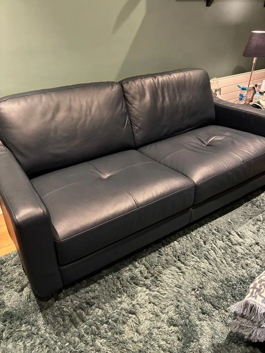 Leather 2 seater Couch - Image 3