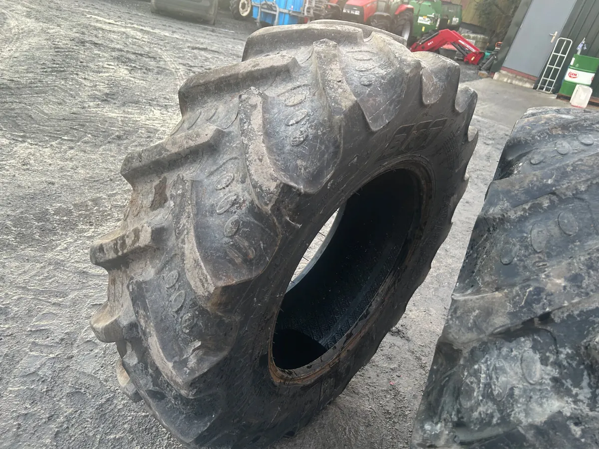 340/85 R24 Tyres - Image 3
