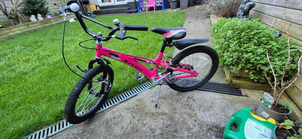 Kids bike - Image 2