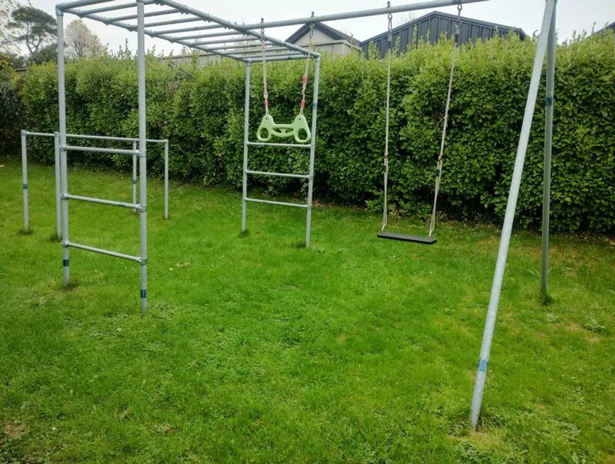 Childrens Metal Climbing Frame & Swing Set - Image 2