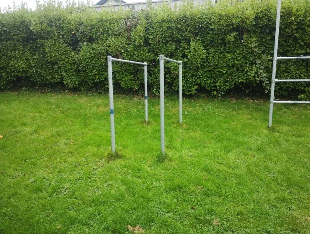 Childrens Metal Climbing Frame & Swing Set - Image 4
