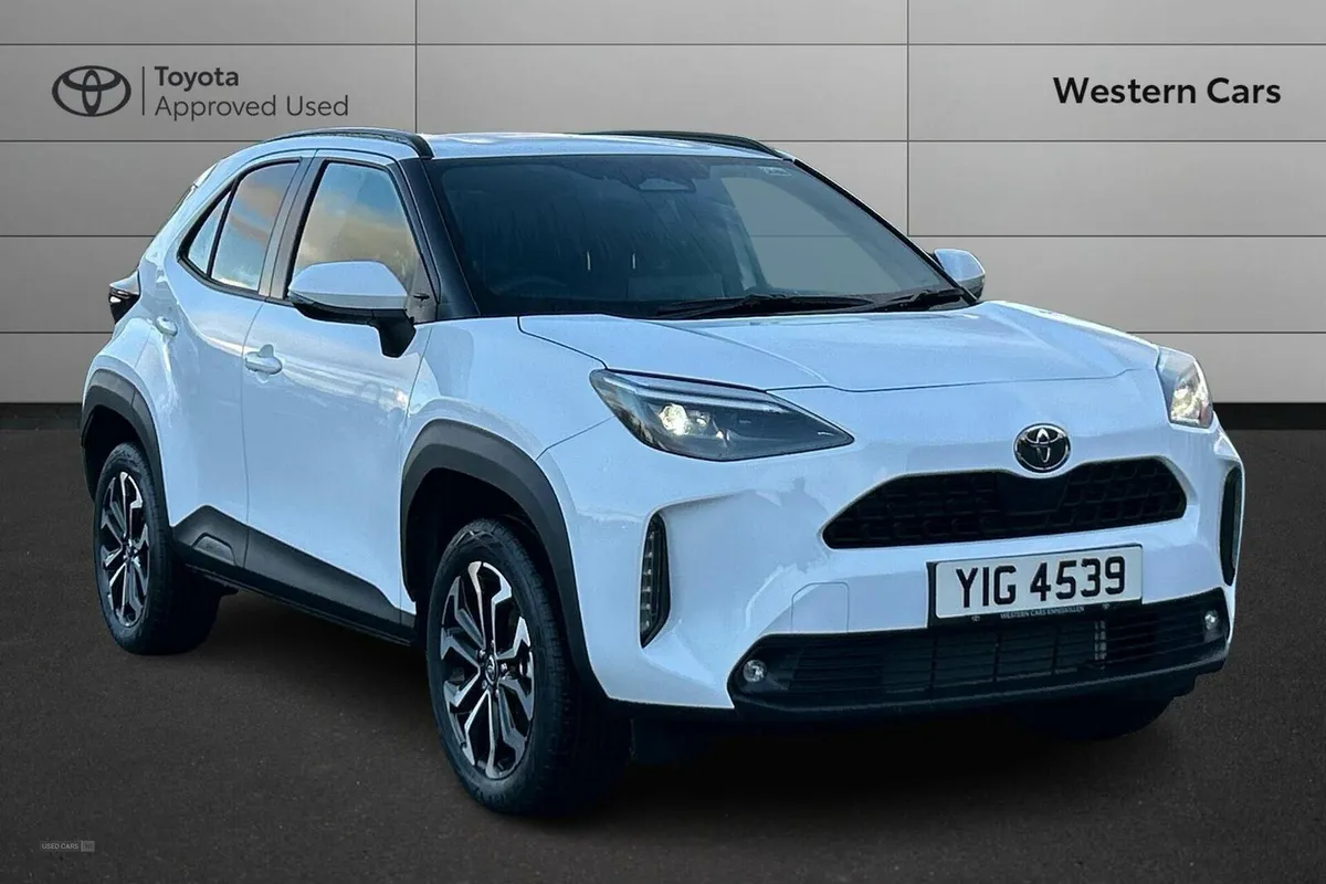 Toyota Yaris Cross 1.5 VVT-h Design E-CVT Euro 6 ( - Image 1