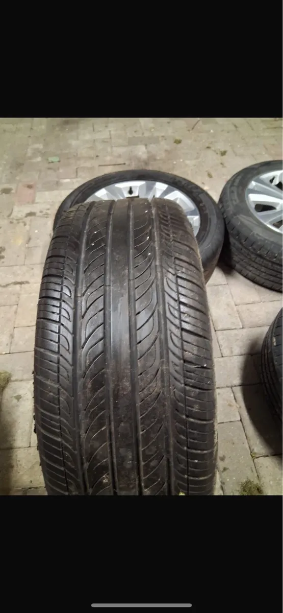 Alloys and tyres - Image 3