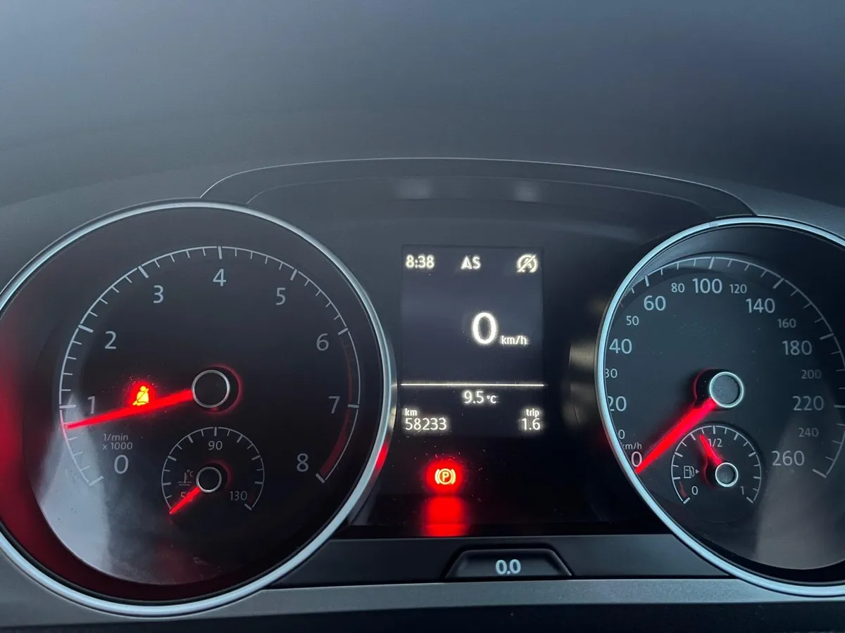 VW Golf 1.2TSI Auto - Image 4