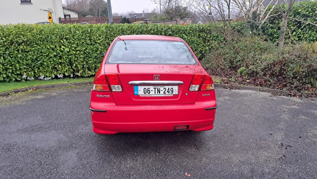 Honda Civic 2006 - Image 1