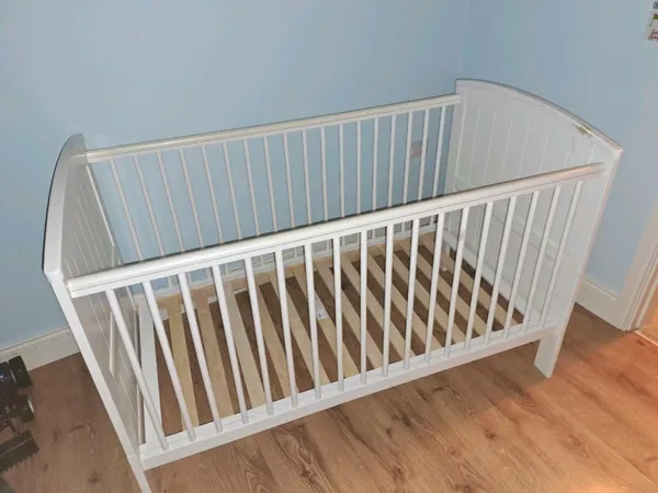 Mothercare westbury cot bed store