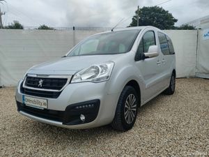 Wheelchair Car - Image 3