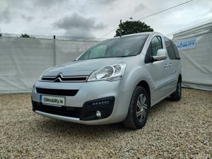 Wheelchair Car - Image 3